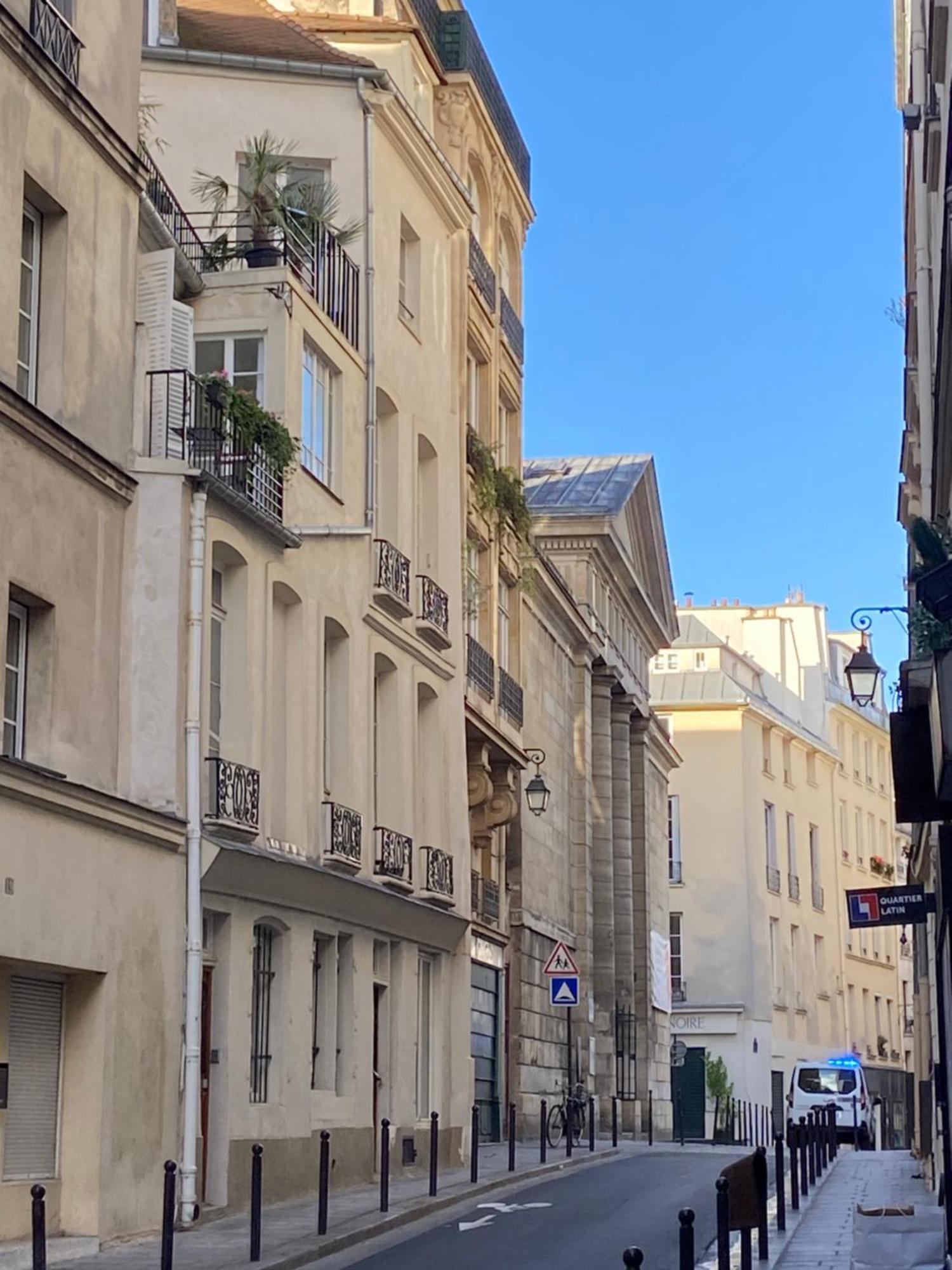 Aux Terrasses De La Lune Apartamento París